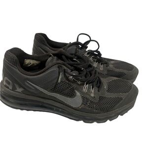 Nike Black Athletic Shoes with Breathable Mesh airmax